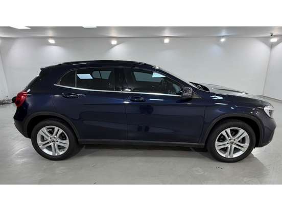 MERCEDES-BENZ-GLA 200-1.6 CGI FLEX STYLE 7G-DCT MERCEDES-BENZ-GLA 200-2018