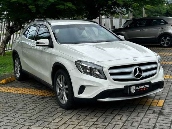 MERCEDES-BENZ-GLA 200-1.6 CGI STYLE 16V TURBO FLEX 4P AUTOMÁTICO MERCEDES-BENZ-GLA 200-2016
