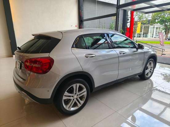 MERCEDES-BENZ-GLA 200-1.6 CGI STYLE 16V TURBO FLEX 4P AUTOMÁTICO MERCEDES-BENZ-GLA 200-2016