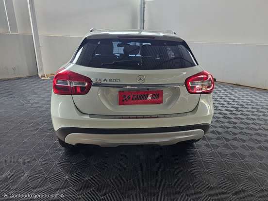 MERCEDES-BENZ-GLA 200-1.6 CGI STYLE 16V TURBO FLEX 4P AUTOMÁTICO MERCEDES-BENZ-GLA 200-2015