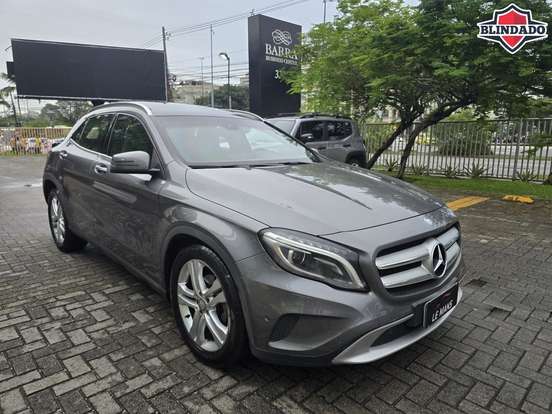 MERCEDES-BENZ-GLA 200-1.6 CGI VISION 16V TURBO GASOLINA 4P AUTOMÁTICO MERCEDES-BENZ-GLA 200-2014