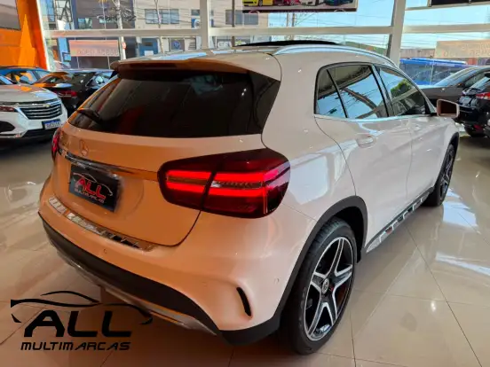 MERCEDES-BENZ-GLA 250-2.0 CGI GASOLINA SPORT 7G-DCT MERCEDES-BENZ-GLA 250-2018