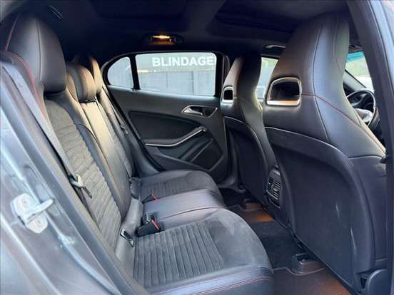 MERCEDES-BENZ-GLA 250-2.0 16V TURBO GASOLINA SPORT 4P AUTOMÁTICO MERCEDES-BENZ-GLA 250-2017