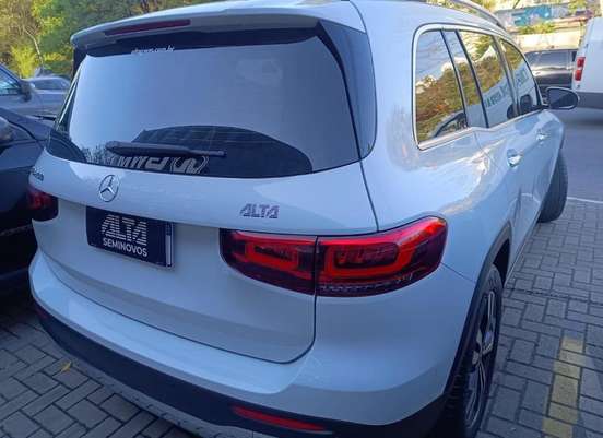 MERCEDES-BENZ-GLB 200-2022