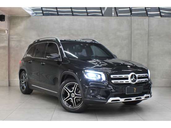 MERCEDES-BENZ-GLB 200-2021