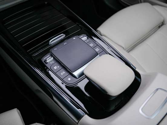 MERCEDES-BENZ-GLB 200-1.3 CGI GASOLINA PROGRESSIVE 7G-DCT MERCEDES-BENZ-GLB 200-2021