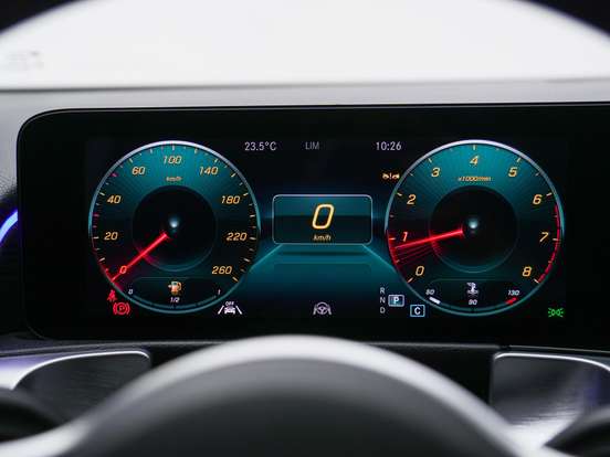 MERCEDES-BENZ-GLB 200-1.3 CGI GASOLINA PROGRESSIVE 7G-DCT MERCEDES-BENZ-GLB 200-2022