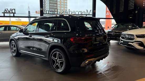 MERCEDES-BENZ-GLB 220-2.0 MHEV AMG LINE 4MATIC 8G-DCT MERCEDES-BENZ-GLB 220-2025