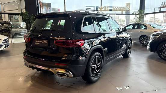 MERCEDES-BENZ-GLB 220-2.0 MHEV AMG LINE 4MATIC 8G-DCT MERCEDES-BENZ-GLB 220-2025