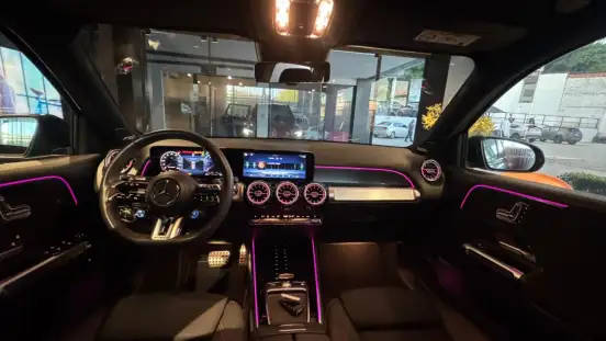 MERCEDES-BENZ-GLB 35 AMG-2024