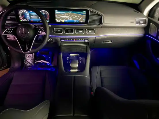MERCEDES-BENZ-GLE 450d-2025