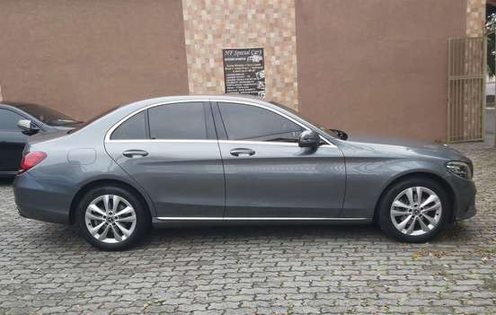 MERCEDES-BENZ-C 180-2019