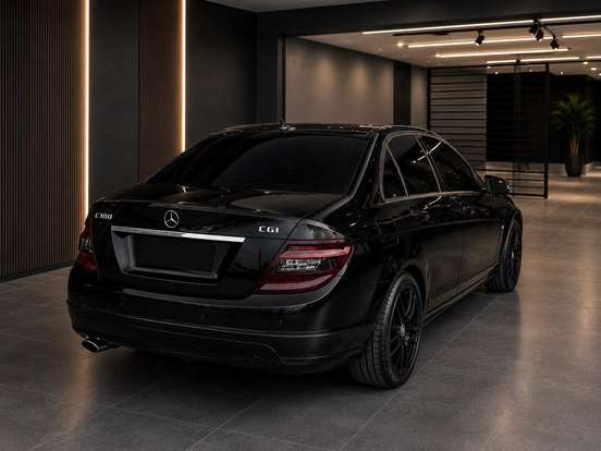 MERCEDES-BENZ-C 180-1.8 CGI CLASSIC 16V TURBO GASOLINA 4P AUTOMÁTICO MERCEDES-BENZ-C 180-2011
