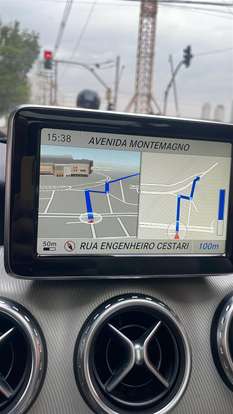 MERCEDES-BENZ-GLA 200-2015