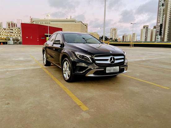 MERCEDES-BENZ-GLA 200-1.6 CGI ADVANCE 16V TURBO FLEX 4P AUTOMÁTICO MERCEDES-BENZ-GLA 200-2015