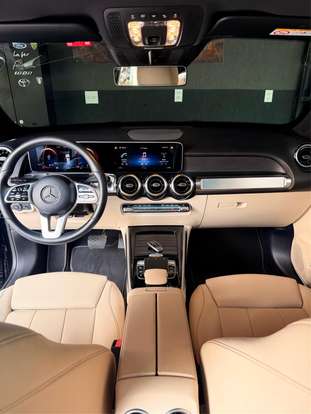 MERCEDES-BENZ-GLB 200-2020
