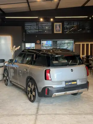 MINI-COUNTRYMAN-2024