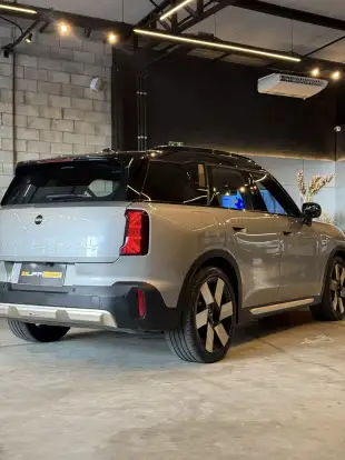 MINI-COUNTRYMAN-2024