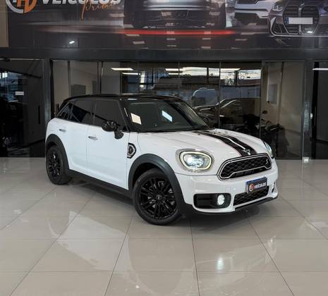 MINI COOPER 2.0 S CLUBMAN 16V TURBO GASOLINA 4P AUTOMÁTICO
