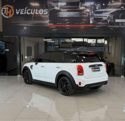 MINI-COOPER-2.0 S CLUBMAN 16V TURBO GASOLINA 4P AUTOMÁTICO MINI-COOPER-2018