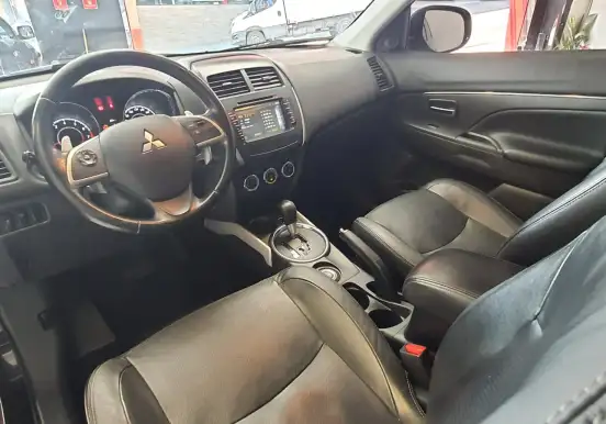 MITSUBISHI-ASX-2015