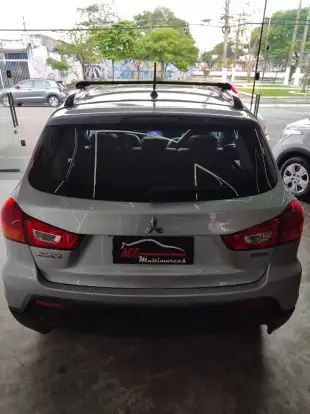 MITSUBISHI-ASX-2010
