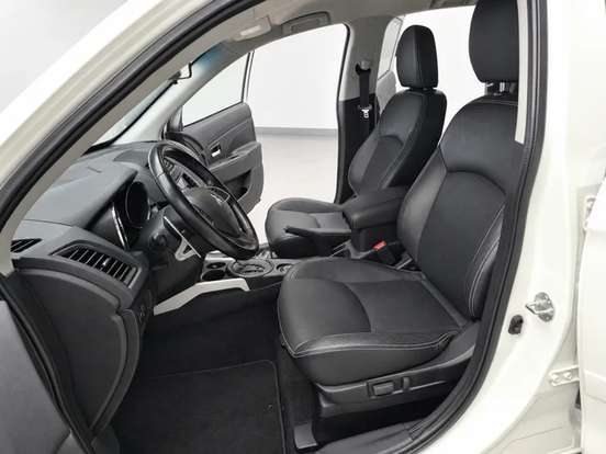 MITSUBISHI-ASX-2015