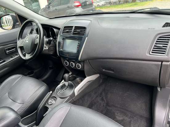 MITSUBISHI-ASX-2015