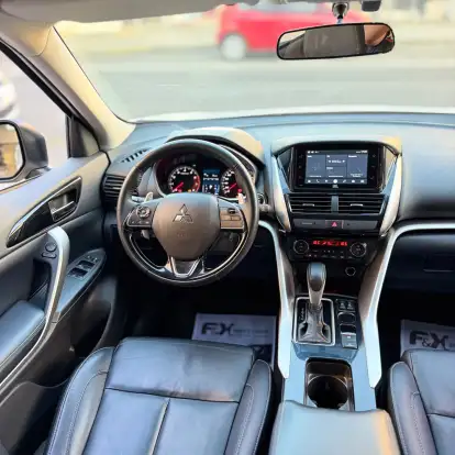 MITSUBISHI-ECLIPSE CROSS-2024