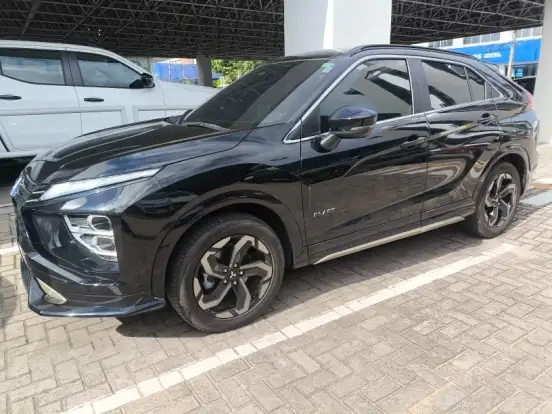 MITSUBISHI-ECLIPSE CROSS-1.5 MIVEC TURBO GASOLINA HPE-S BLACK S-AWC CVT MITSUBISHI-ECLIPSE CROSS-2025
