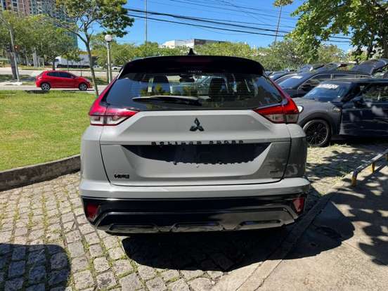 MITSUBISHI-ECLIPSE CROSS-1.5 MIVEC TURBO GASOLINA HPE BLACK CVT MITSUBISHI-ECLIPSE CROSS-2025