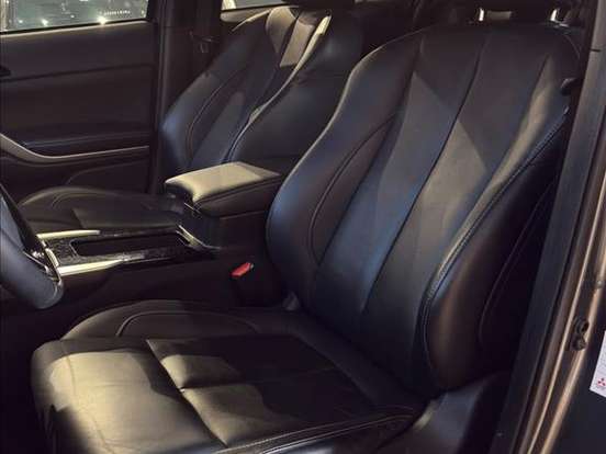 MITSUBISHI-ECLIPSE CROSS-1.5 MIVEC TURBO GASOLINA HPE-S CVT MITSUBISHI-ECLIPSE CROSS-2024