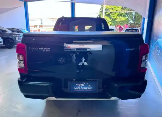 MITSUBISHI-L200 TRITON-2023