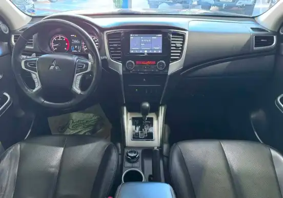 MITSUBISHI-L200 TRITON-2023