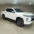 MITSUBISHI L200 TRITON 2.4 16V TURBO DIESEL SPORT HPE CD 4P 4X4 AUTOMÁTICO MITSUBISHI L200 TRITON 2.4 16V TURBO DIESEL SPORT HPE CD 4P 4X4 AUTOMÁTICO
