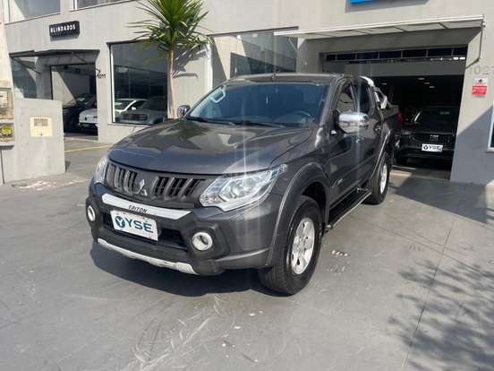 MITSUBISHI-L200 TRITON-2.4 16V TURBO DIESEL SPORT HPE TOP CD 4P 4X4 AUTOMÁTICO MITSUBISHI-L200 TRITON-2017