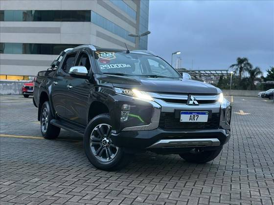 MITSUBISHI L200 TRITON 2.4 16V TURBO DIESEL SPORT HPE-S CD 4P 4X4 AUTOMÁTICO