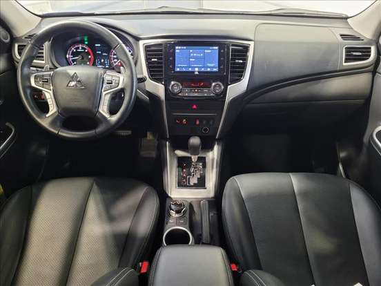 MITSUBISHI-L200 TRITON-2023