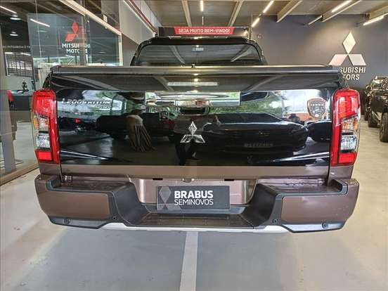 MITSUBISHI-L200 TRITON-2024