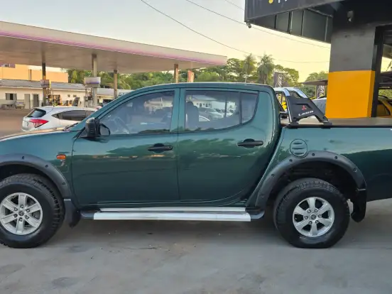 MITSUBISHI-L200 TRITON-3.2 GLS 4X4 CD 16V TURBO INTERCOLER DIESEL 4P MANUAL MITSUBISHI-L200 TRITON-2015