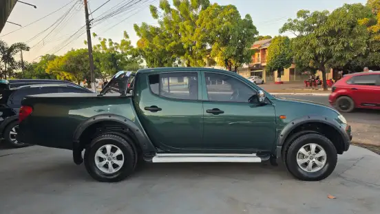 MITSUBISHI-L200 TRITON-2015
