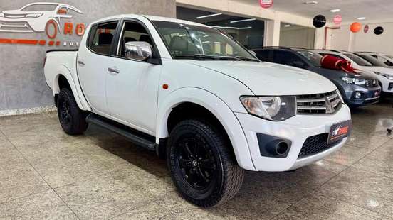 MITSUBISHI-L200 TRITON-2011