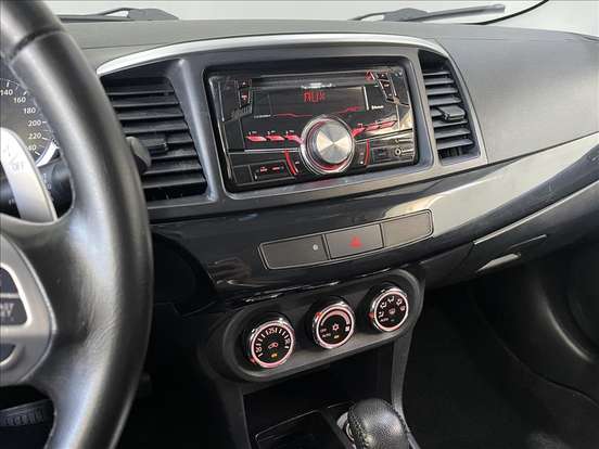 MITSUBISHI-LANCER-2.0 HL 16V GASOLINA 4P AUTOMÁTICO MITSUBISHI-LANCER-2018