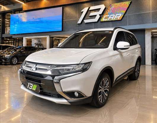 MITSUBISHI-OUTLANDER-2015