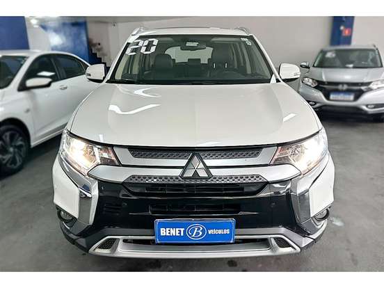 MITSUBISHI-OUTLANDER-2.0 MIVEC GASOLINA HPE AUTOMÁTICO MITSUBISHI-OUTLANDER-2019