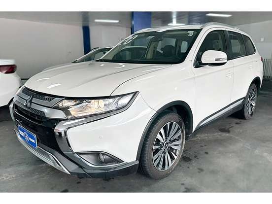 MITSUBISHI-OUTLANDER-2.0 MIVEC GASOLINA HPE AUTOMÁTICO MITSUBISHI-OUTLANDER-2019