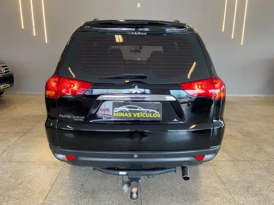 MITSUBISHI-PAJERO-2.5 HD 4X4 8V TURBO INTERCOOLER DIESEL 4P MANUAL MITSUBISHI-PAJERO-2011