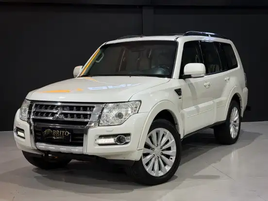 MITSUBISHI-PAJERO-3.2 HPE 4X4 7 LUGARES 16V TURBO INTERCOOLER DIESEL 4P AUTOMÁTICO MITSUBISHI-PAJERO-2015