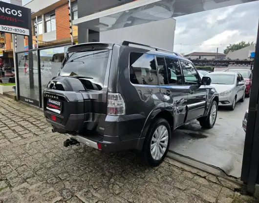 MITSUBISHI-PAJERO-3.2 HPE 4X4 7 LUGARES 16V TURBO INTERCOOLER DIESEL 4P AUTOMÁTICO MITSUBISHI-PAJERO-2015