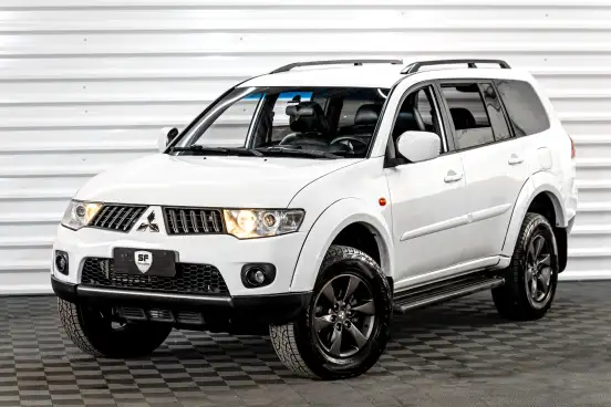 MITSUBISHI-PAJERO DAKAR-2013